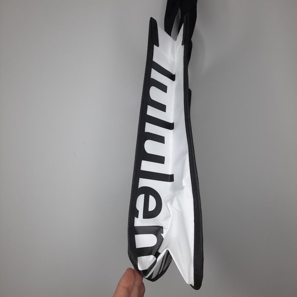 LULULEMON Athletica Reusable Small Shopping Tote Bag With Snap Bag Black/White - Picture 4 of 6